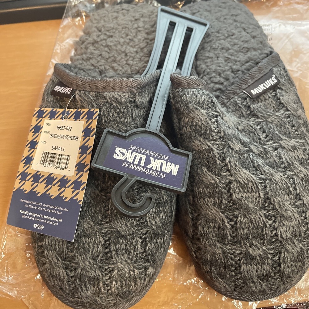 MUK LUKS Men's Gavin Scuff Slippers Charcoal Small 8-9 BRAND NEW WITH TAGS